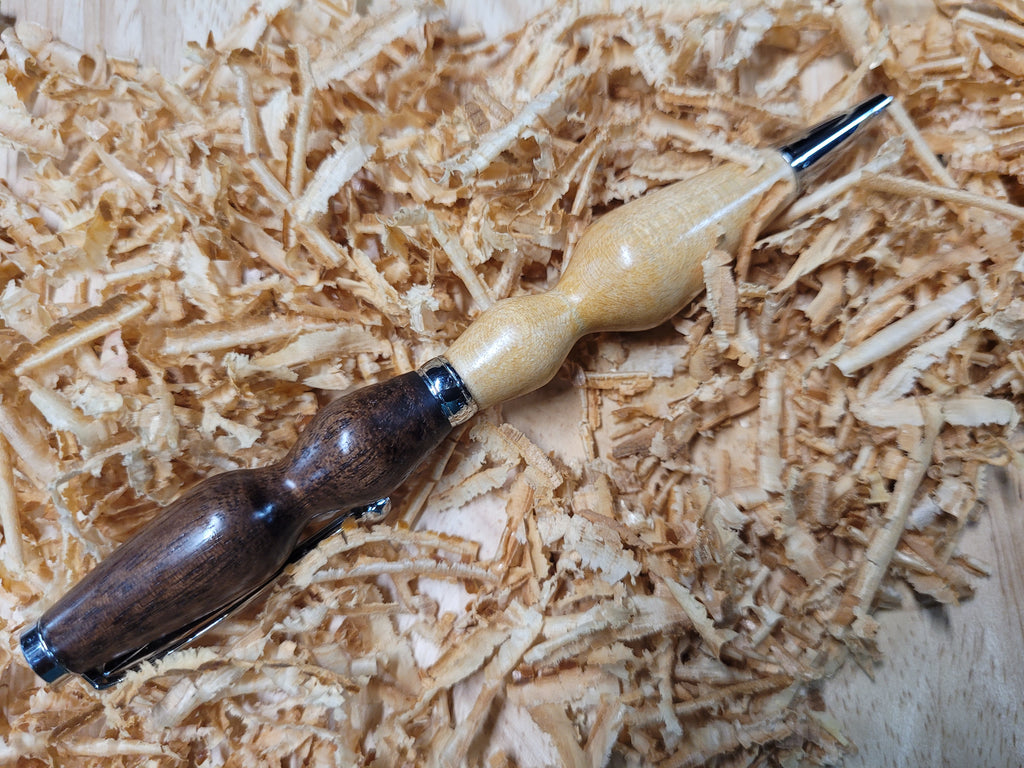 Walnut and Maple Combination Twist Pen