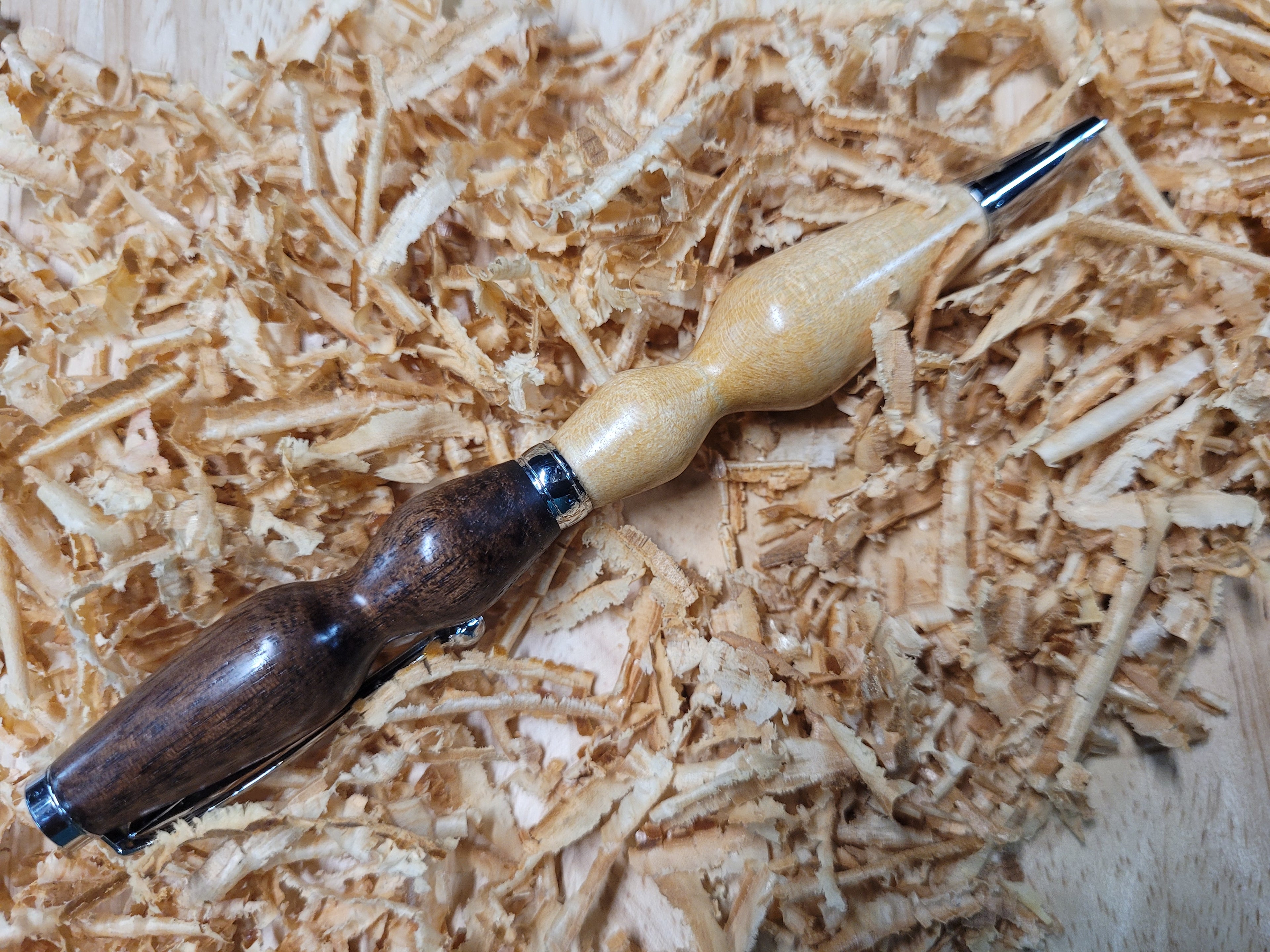 Walnut and Maple Combination Twist Pen