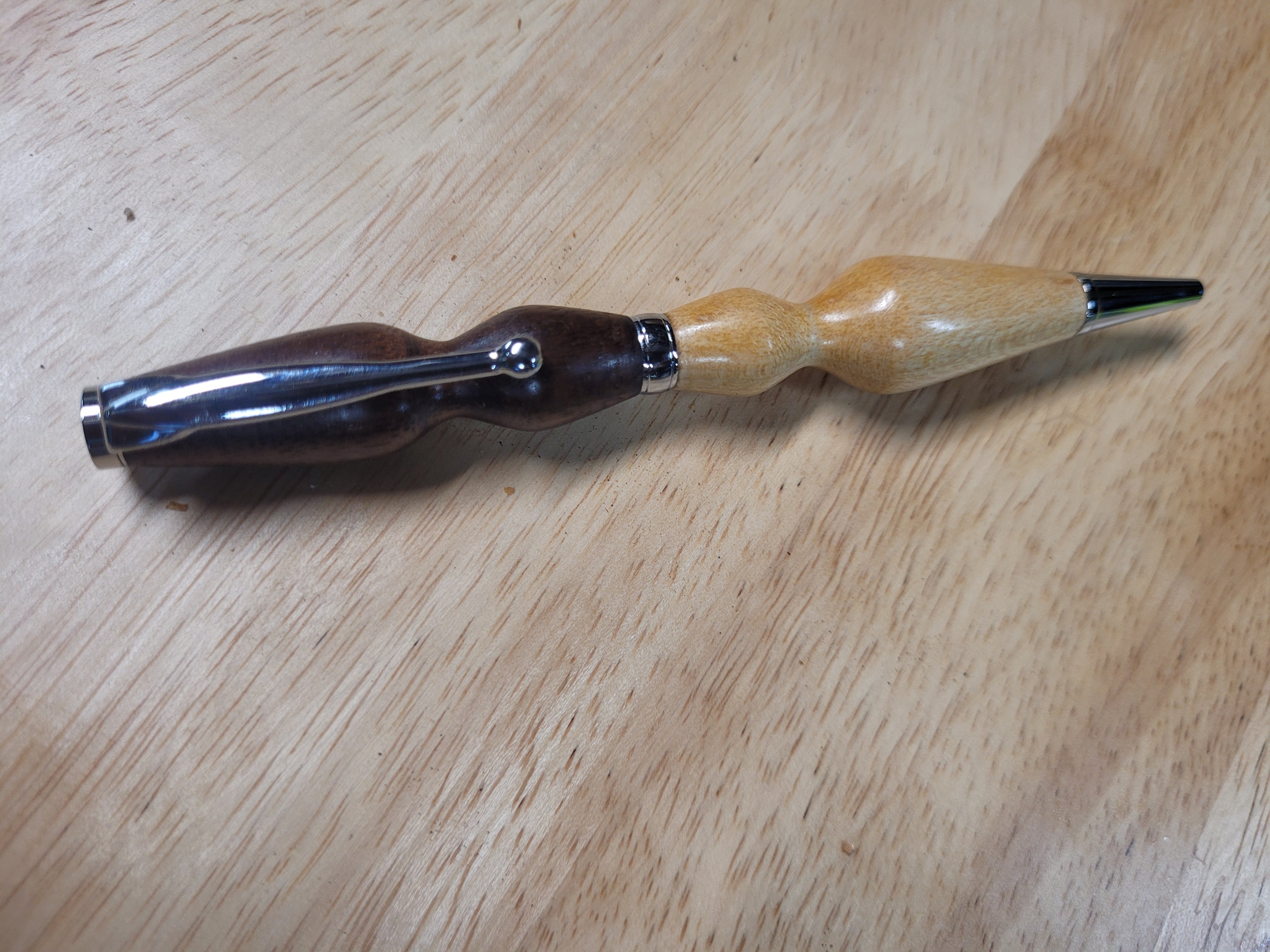Walnut and Maple Combination Twist Pen