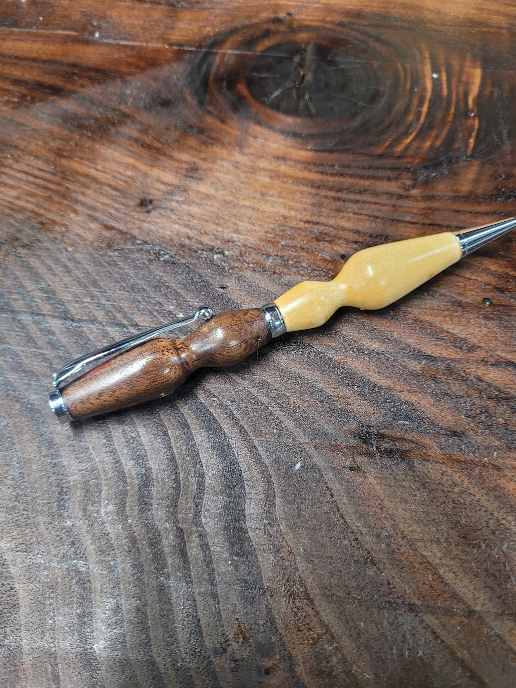 Walnut and Maple Combination Twist Pen