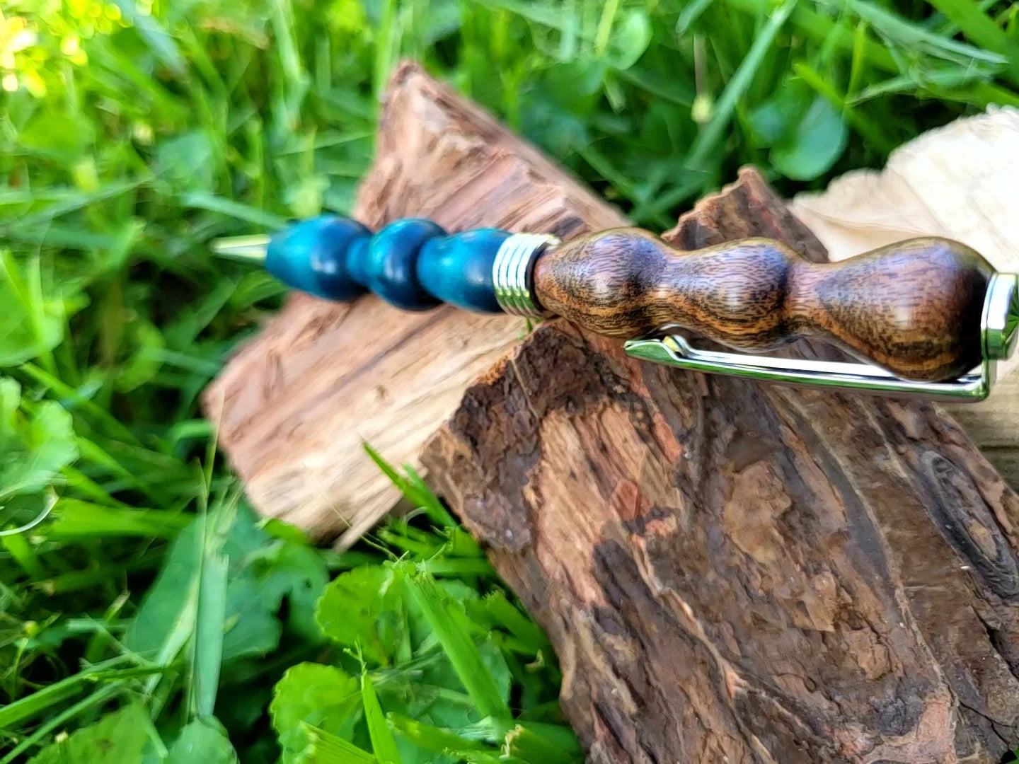 American Black Walnut and Maple(Dyed Green/Blue) Twist Pen