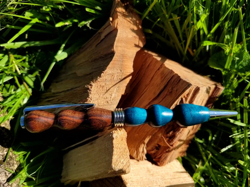 American Black Walnut and Maple(Dyed Green/Blue) Twist Pen