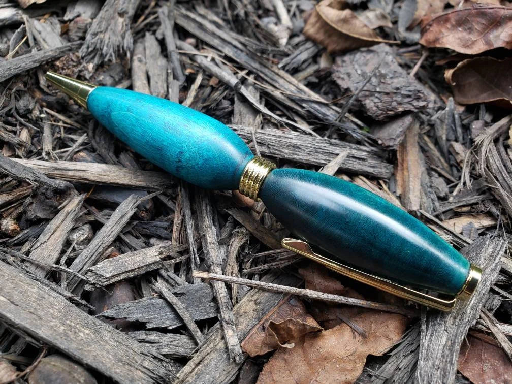 Maple Wood Twist Pen Dyed Green with a hint of Chatoyancy