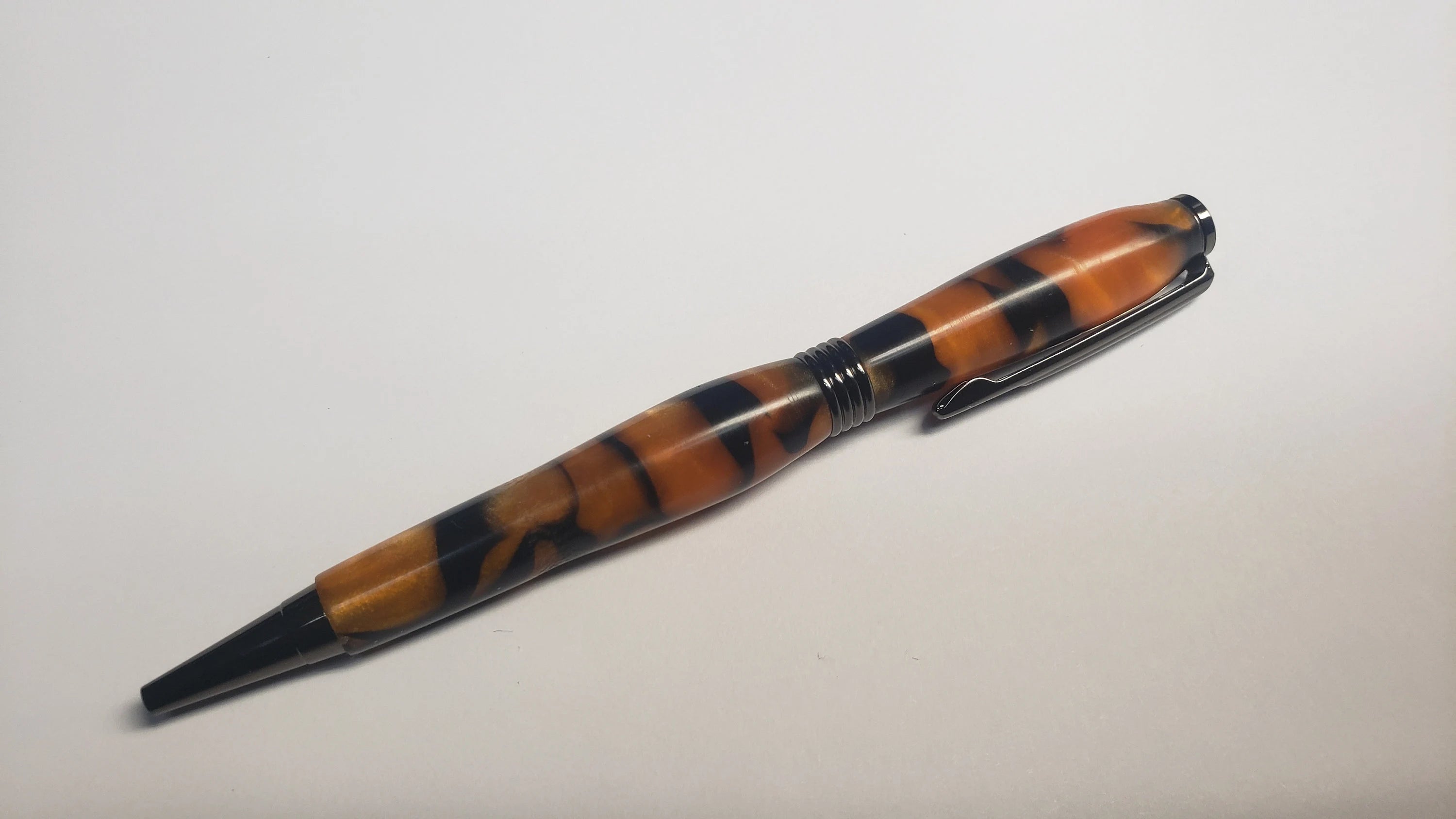 Bengal Tiger Acrylic Twist Pen
