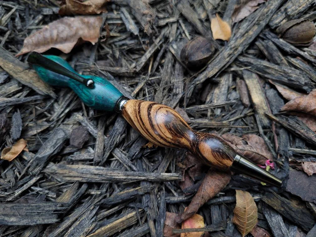 Twist Pen made of Zebrawood and Ebiara Dyed Green